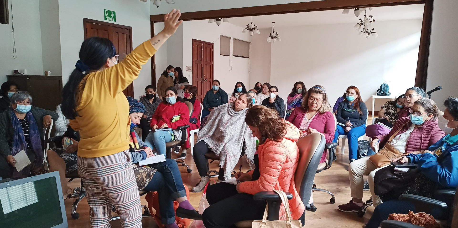 Mujeres que participan en ciclo de formación ‘Mujeres que Deciden e Inciden’ de la Clínica Política Lidera-Par
