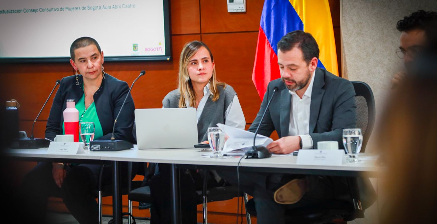Alcalde Mayor de Bogotá y Secretaria de la Mujer Laura Tami Leal