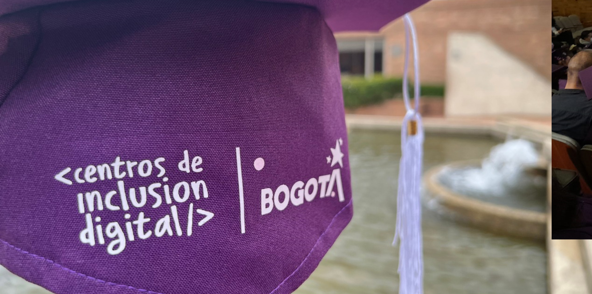 Foto de birrete de graduandas