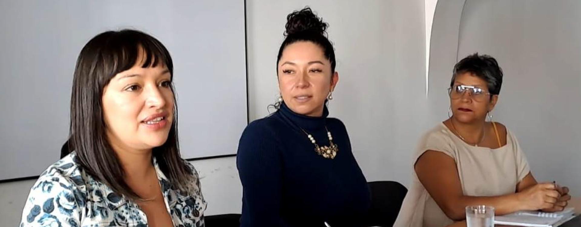 mujeres en primera mesa de diálogo de la Veeduría Carcelaria