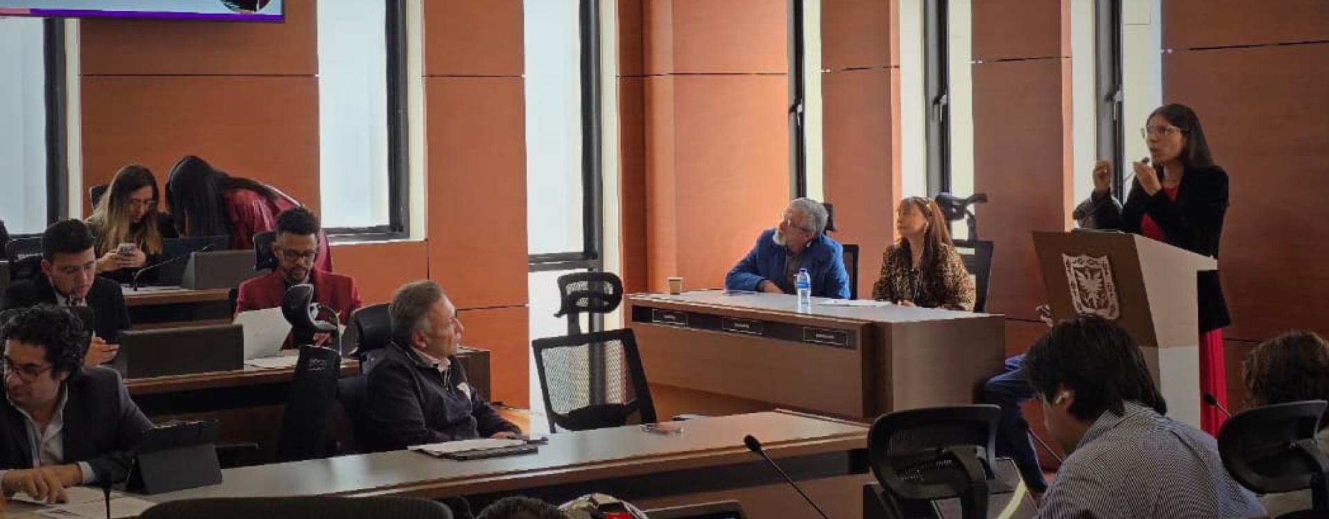 Funcionaria de la SDMujer