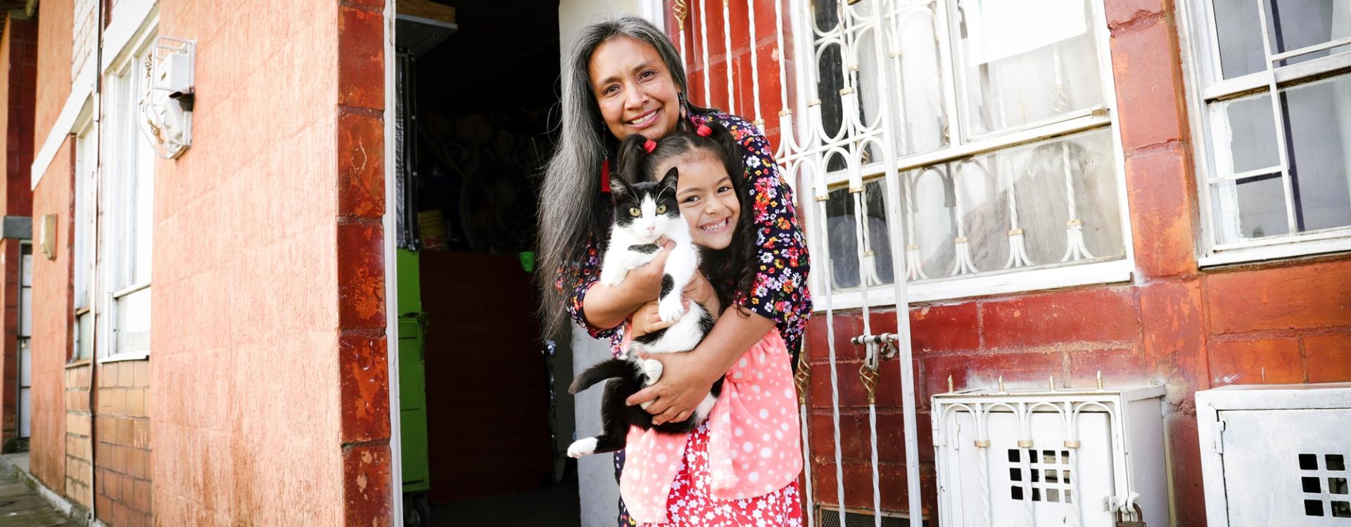 Profesionales del Sistema Distrital de Cuidado brindarán atención psicojurídica, formación y acompañamiento en los hogares de mujeres cuidadoras de personas con alta dependencia funcional en Bogotá.
