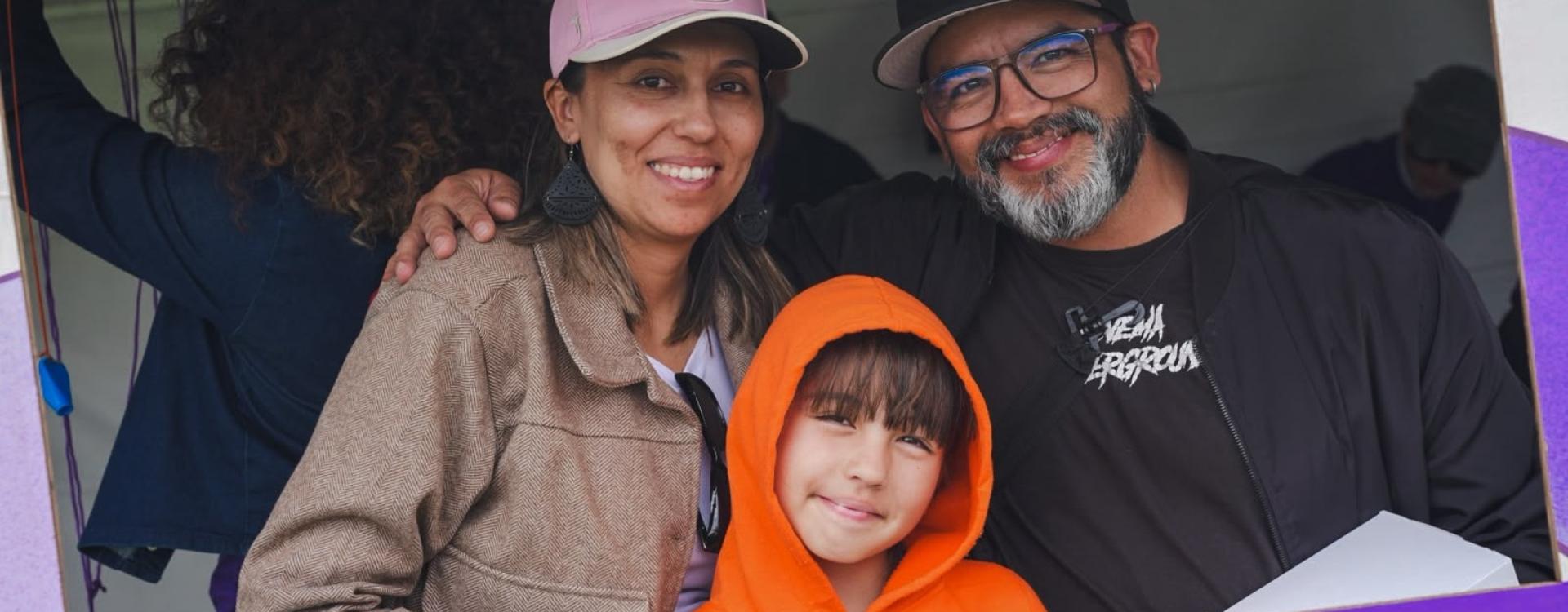 Bogotá lanzará el próximo 7 de noviembre “Re Bonito Cuidar Bonito”, una estrategia que, a través del juego, busca enseñar a niñas, niños, adolescentes y jóvenes que cuidar es una responsabilidad compartida y no una tarea exclusiva de las mujeres.