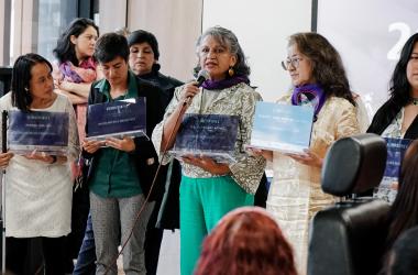 Mujeres consultivas