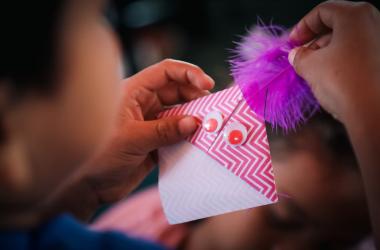 El Día Internacional de las Niñas, conmemorado cada 11 de octubre, constituye una oportunidad para visibilizar los derechos, capacidades y aportes de las niñas, así como las desigualdades y violencias que todavía atraviesan sus vidas por razones de género.