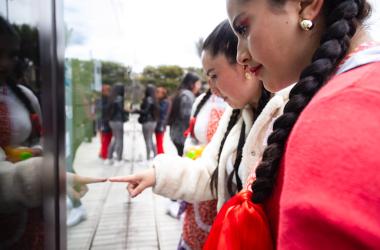 "Las que cultivan y alimentan a Bogotá, Mujeres Campesinas y rurales de la ciudad", una muestra que estará hasta el 31 de diciembre en el Centro de Memoria, Paz y Reconciliación.