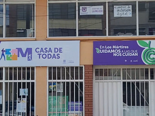 Fachada de casa de todas