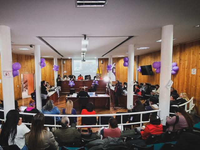 Asistentes a Bancadas de Mujeres