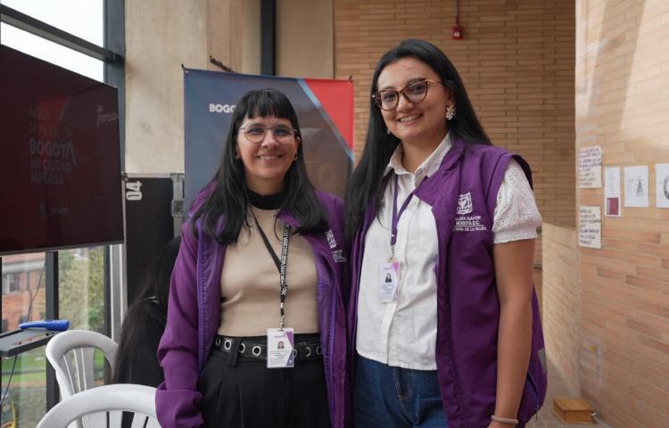Empleadas de la SDMujer 