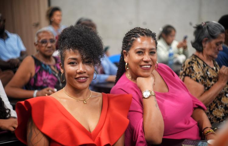 mujeres raizales